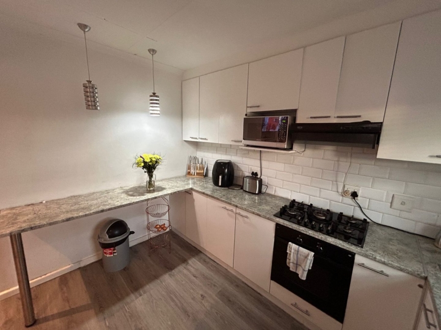 1 Bedroom Property for Sale in Pelican Park Western Cape